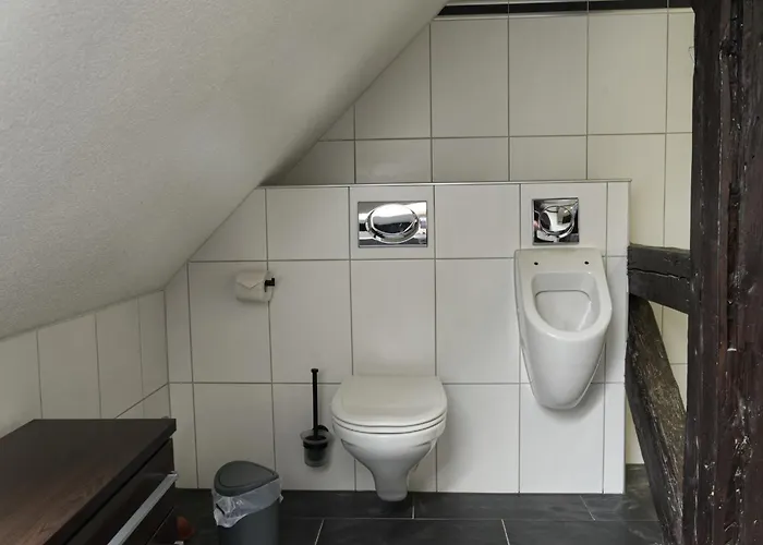 Gruppen- Und Seminarhaus Schicht Im Schacht Vila