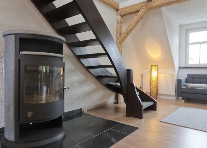 Gruppen- Und Seminarhaus Schicht Im Schacht Vila *